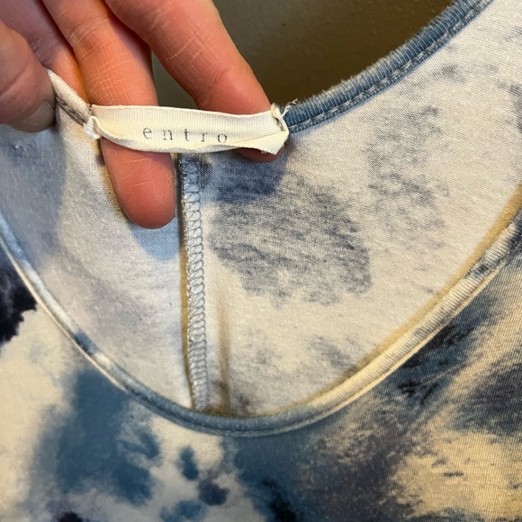 Retro Watercolour pleated Blue Tank - Picture 2 of 4